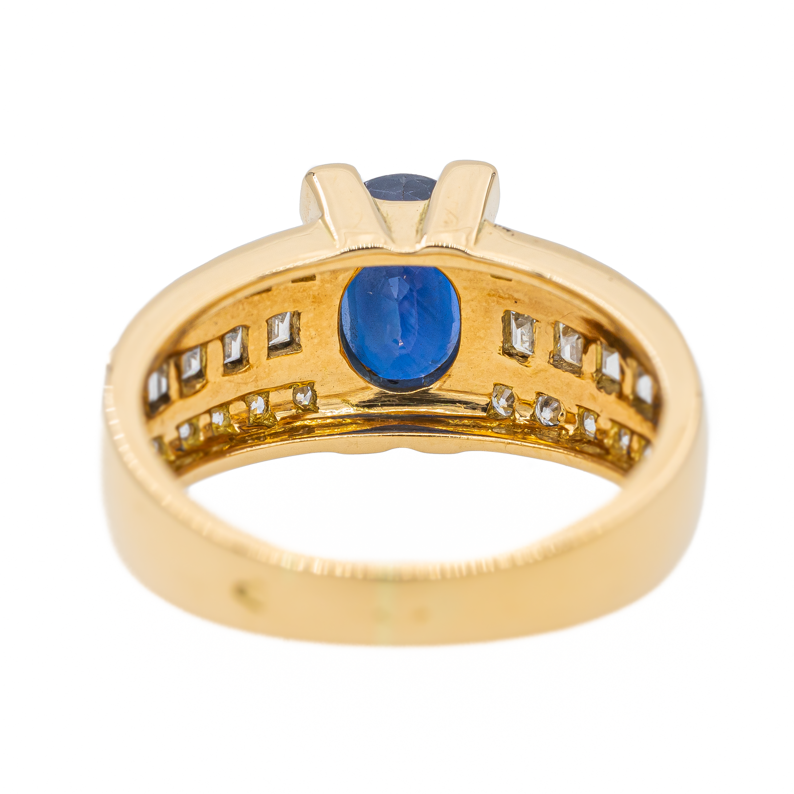 OJ Perrin Yellow Gold Sapphire Ring