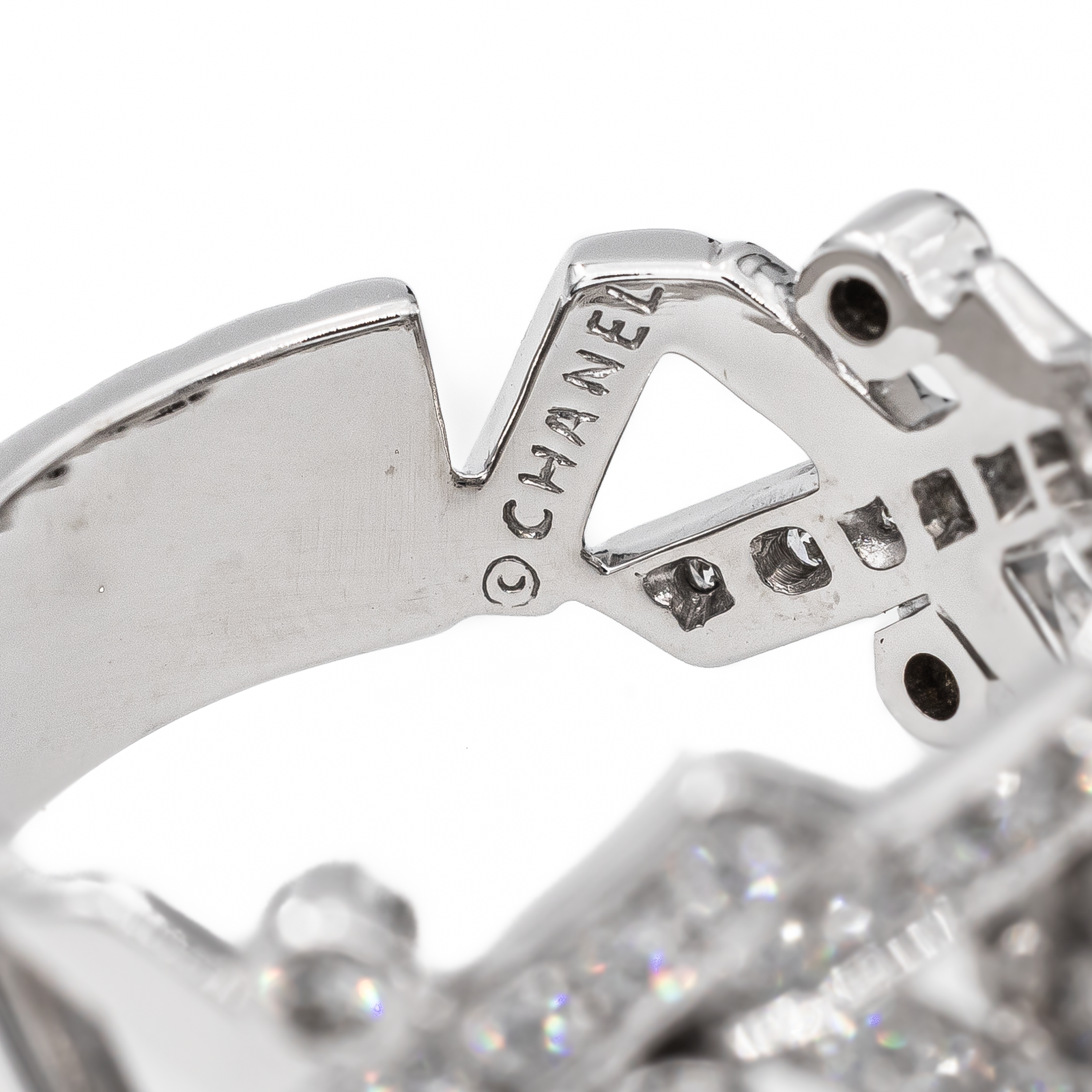 Chanel Bague Cristaux glacés Or blanc Diamant