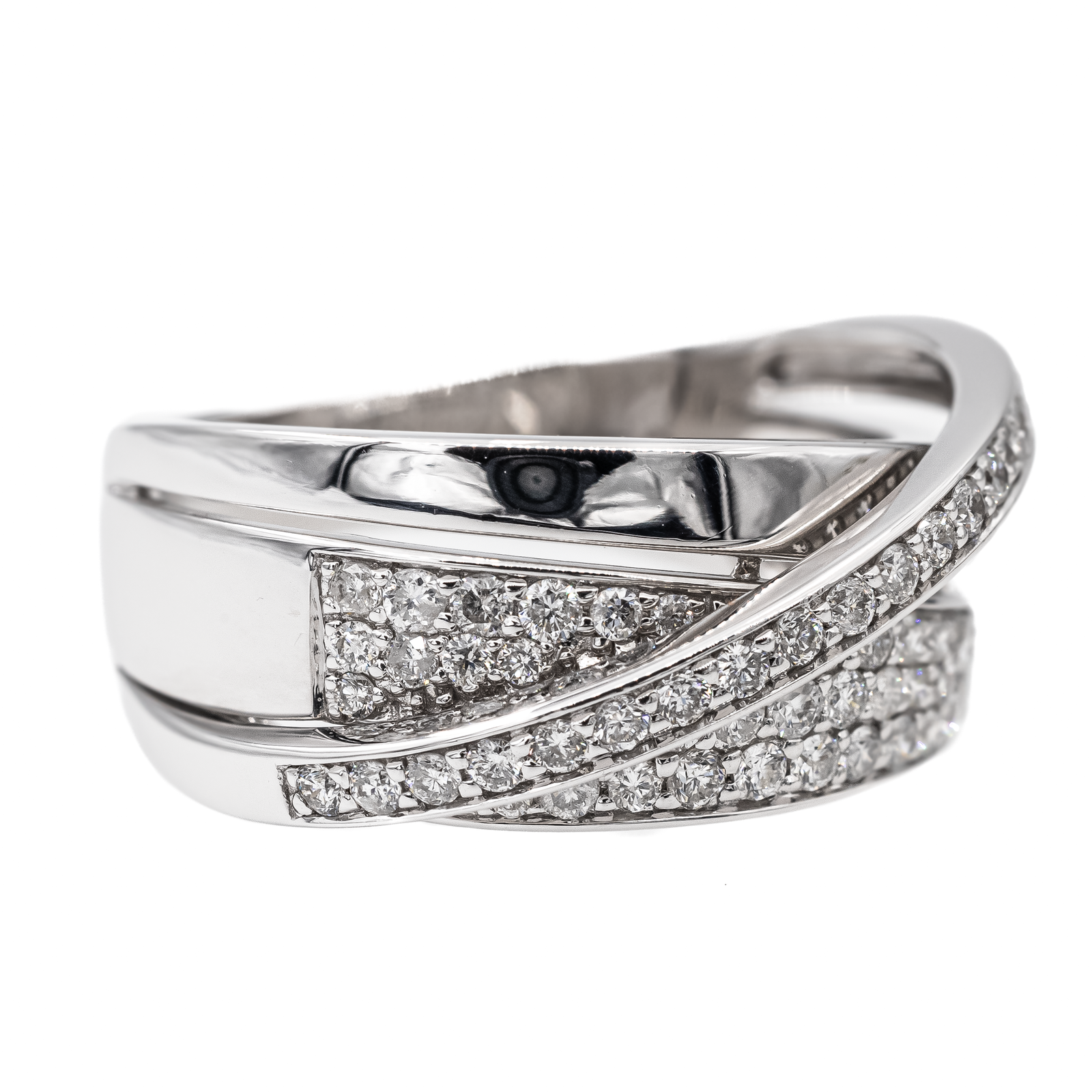 Guy Laroche White Gold Diamond Ring