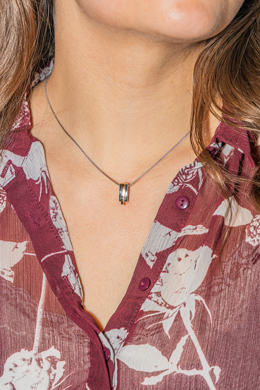 Guy Laroche Necklace White gold, Pink gold