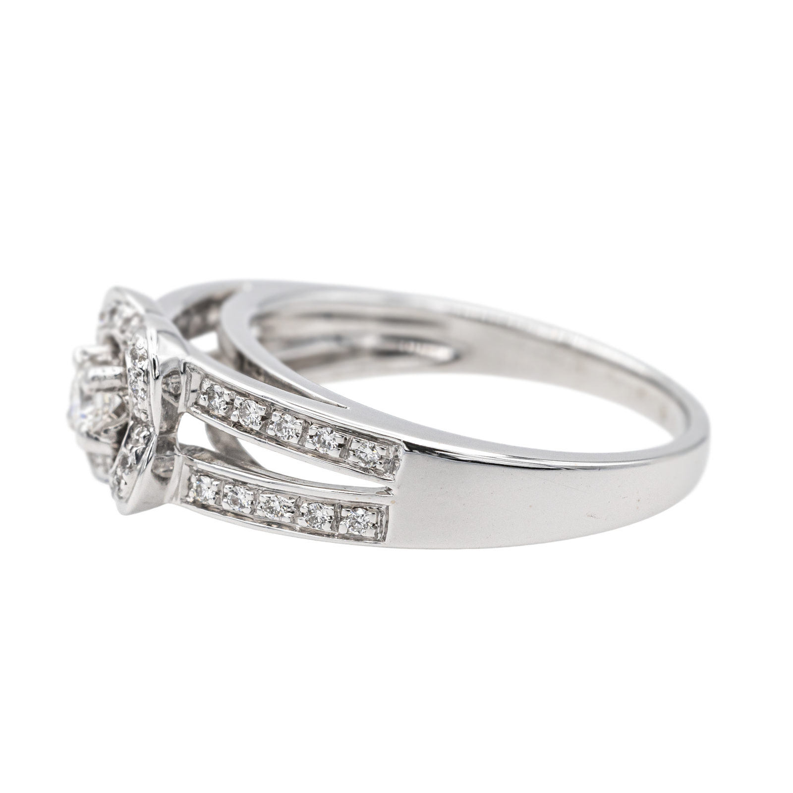 Mauboussin Chance of Love Ring White Gold Diamonds
