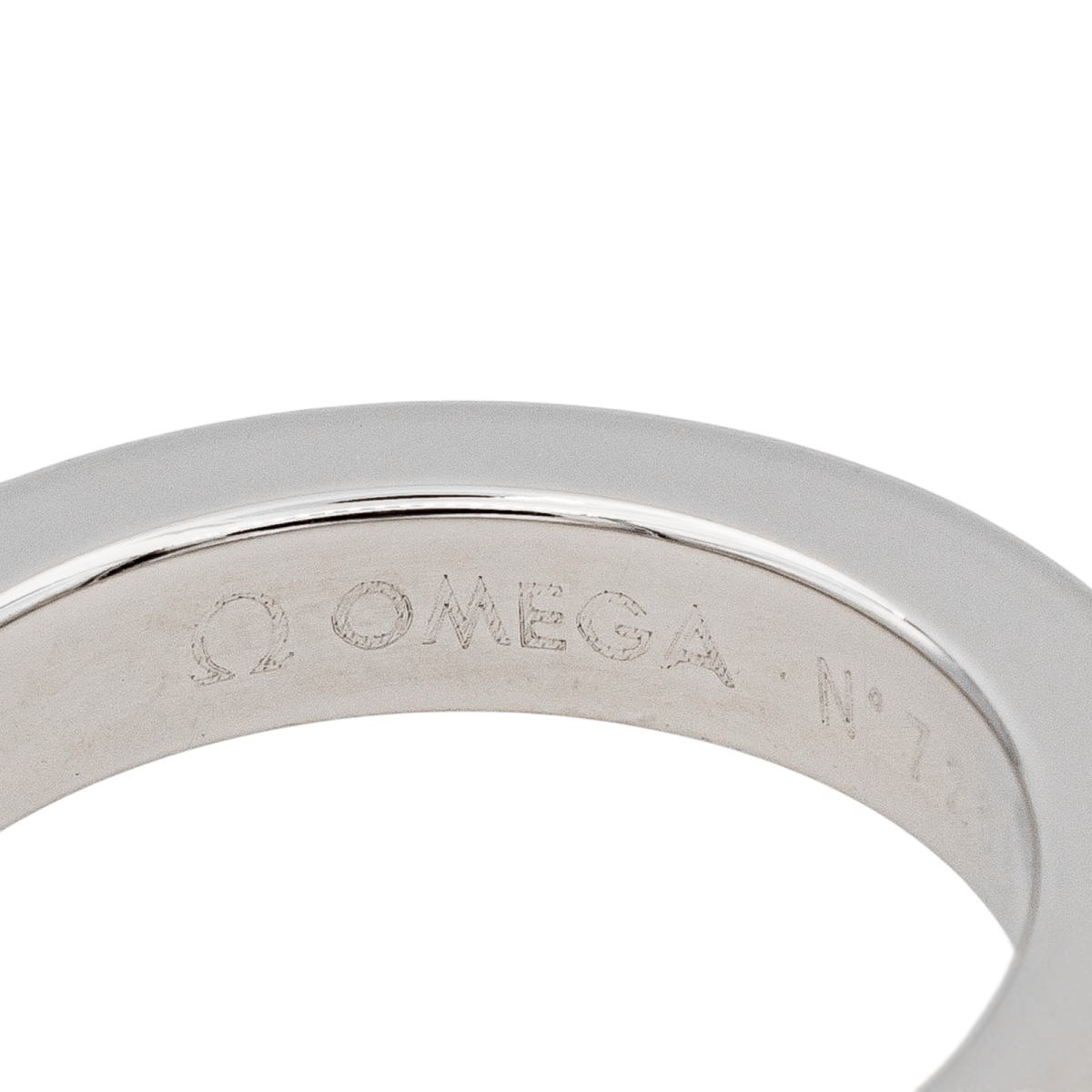 Omega Bague Ruban confort Or blanc Diamant - Maison Eloe
