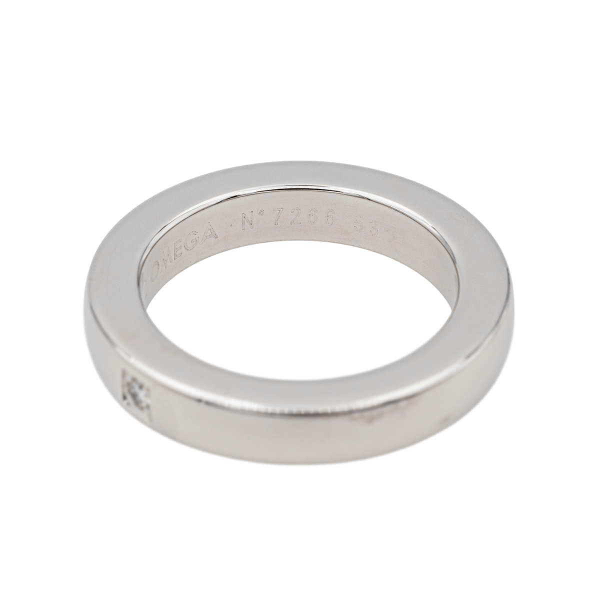 Omega Bague Ruban confort Or blanc Diamant - Maison Eloe