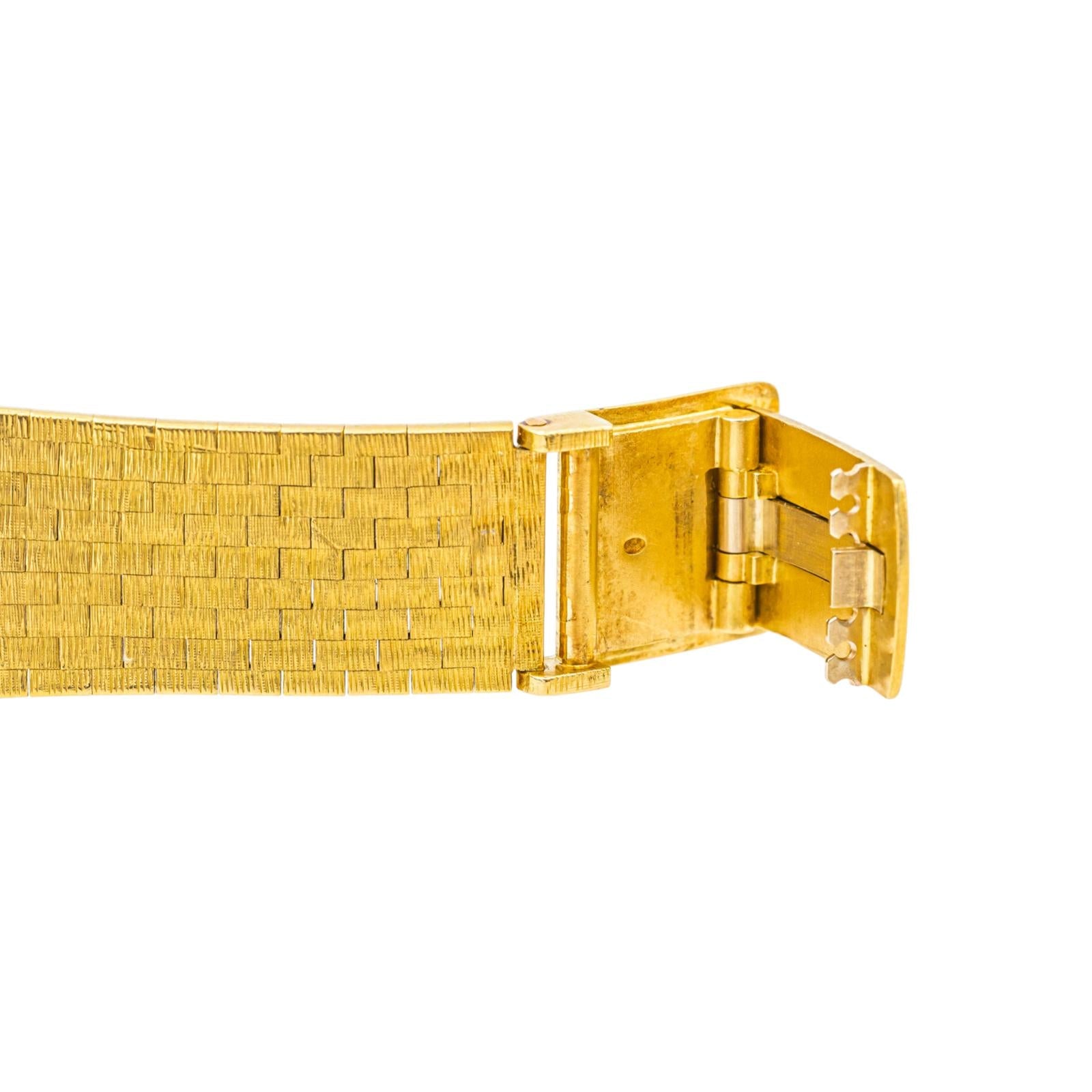 Zenith Montre Movado Or jaune Œil de tigre