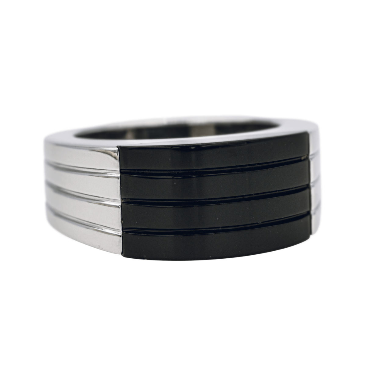 Boucheron Bague Godron Or blanc Onyx - Maison Eloe