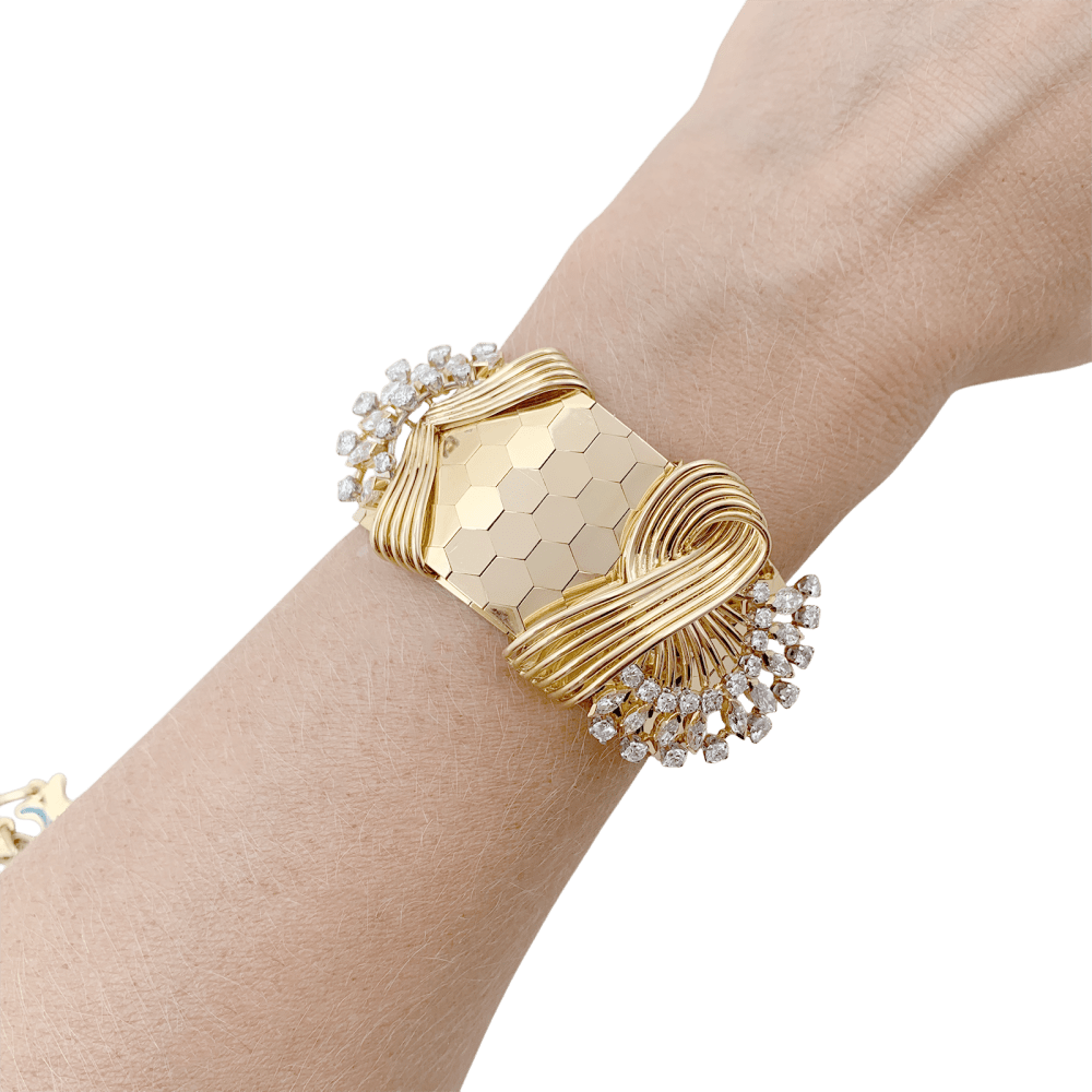 Bracelet vintage or rose, diamants.