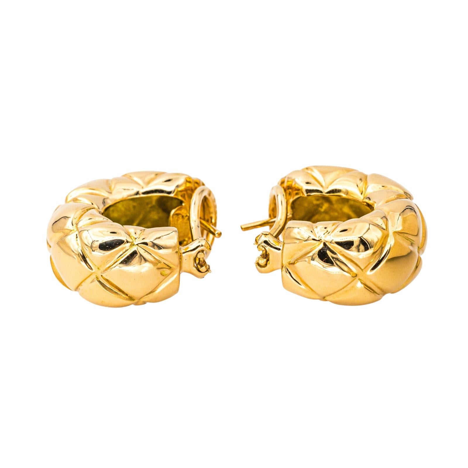 Chaumet Boucles d'oreilles Demi créoles  Or jaune