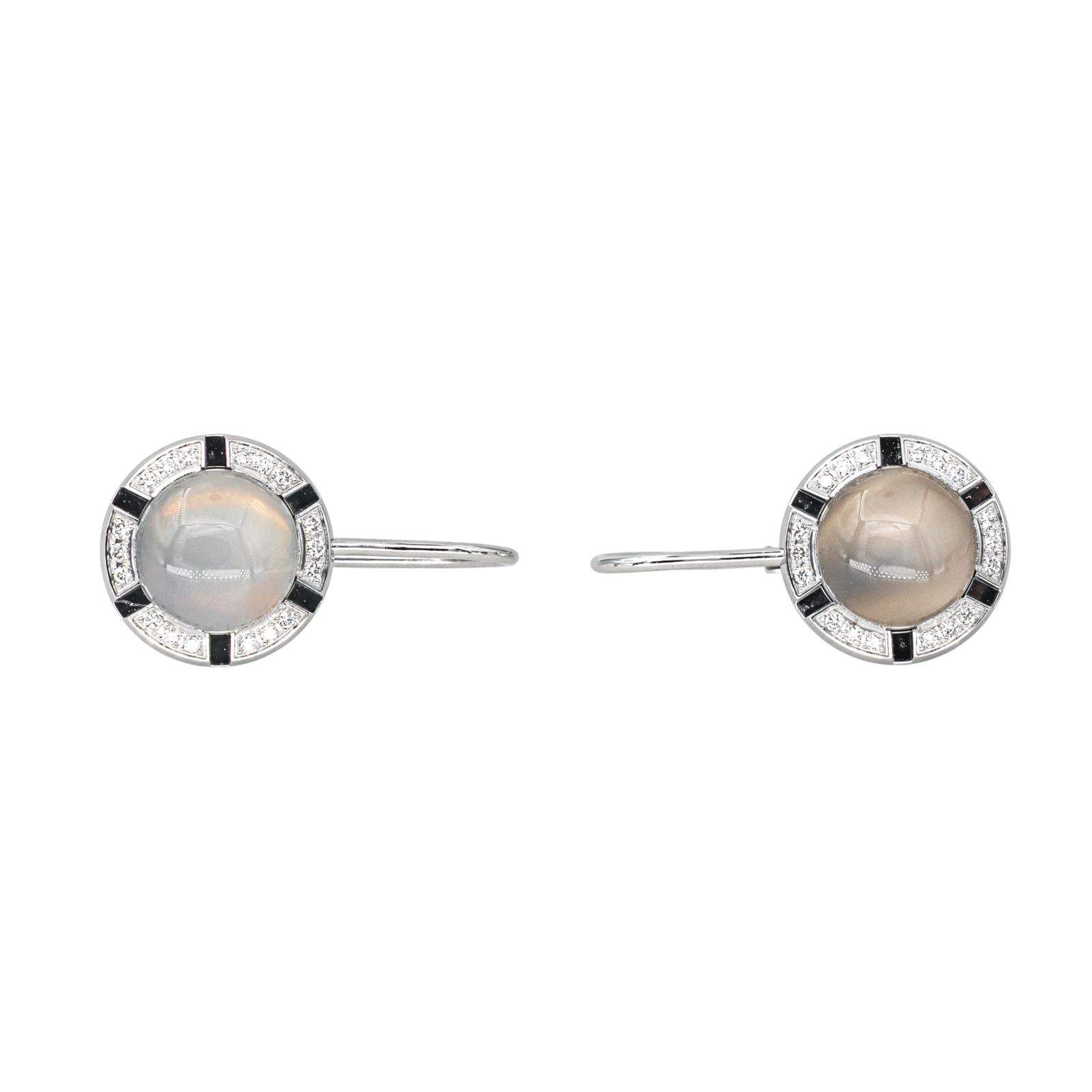 Chaumet Boucles d'oreilles Dormeuses Class One Croisière Or blanc Pierre de lune