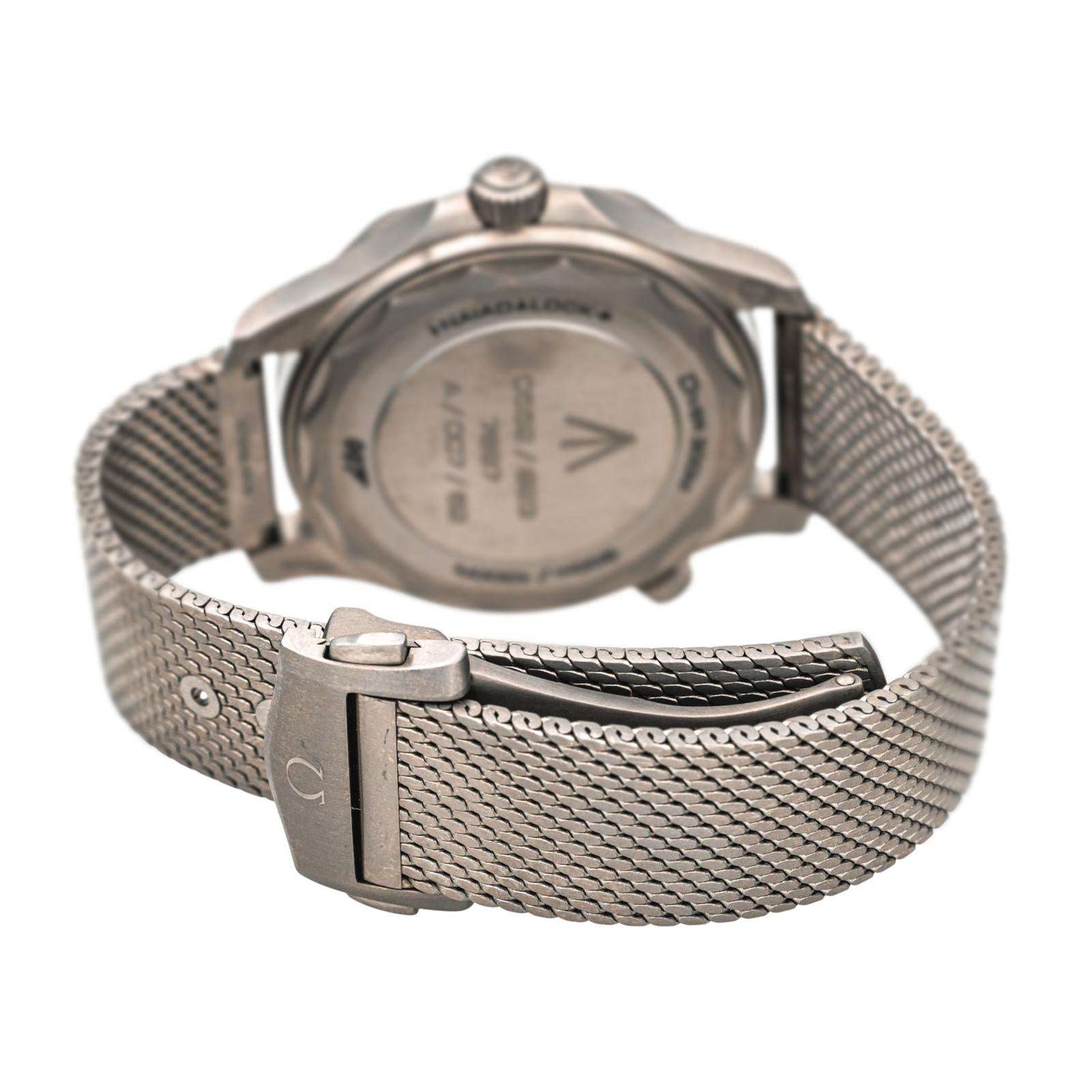 Omega Montre Seamaster Titane