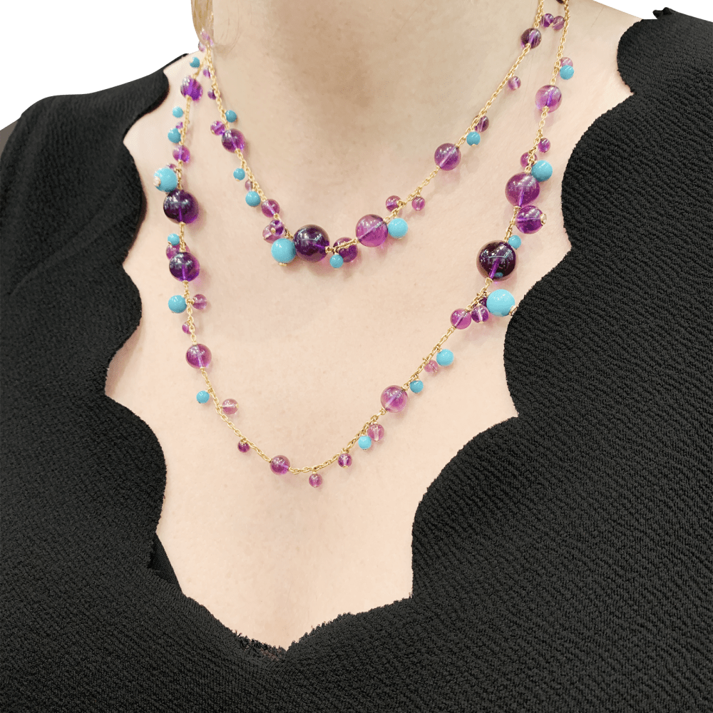 Sautoir Cartier, "Délices de Goa", or rose, améthystes, turquoises et diamants.