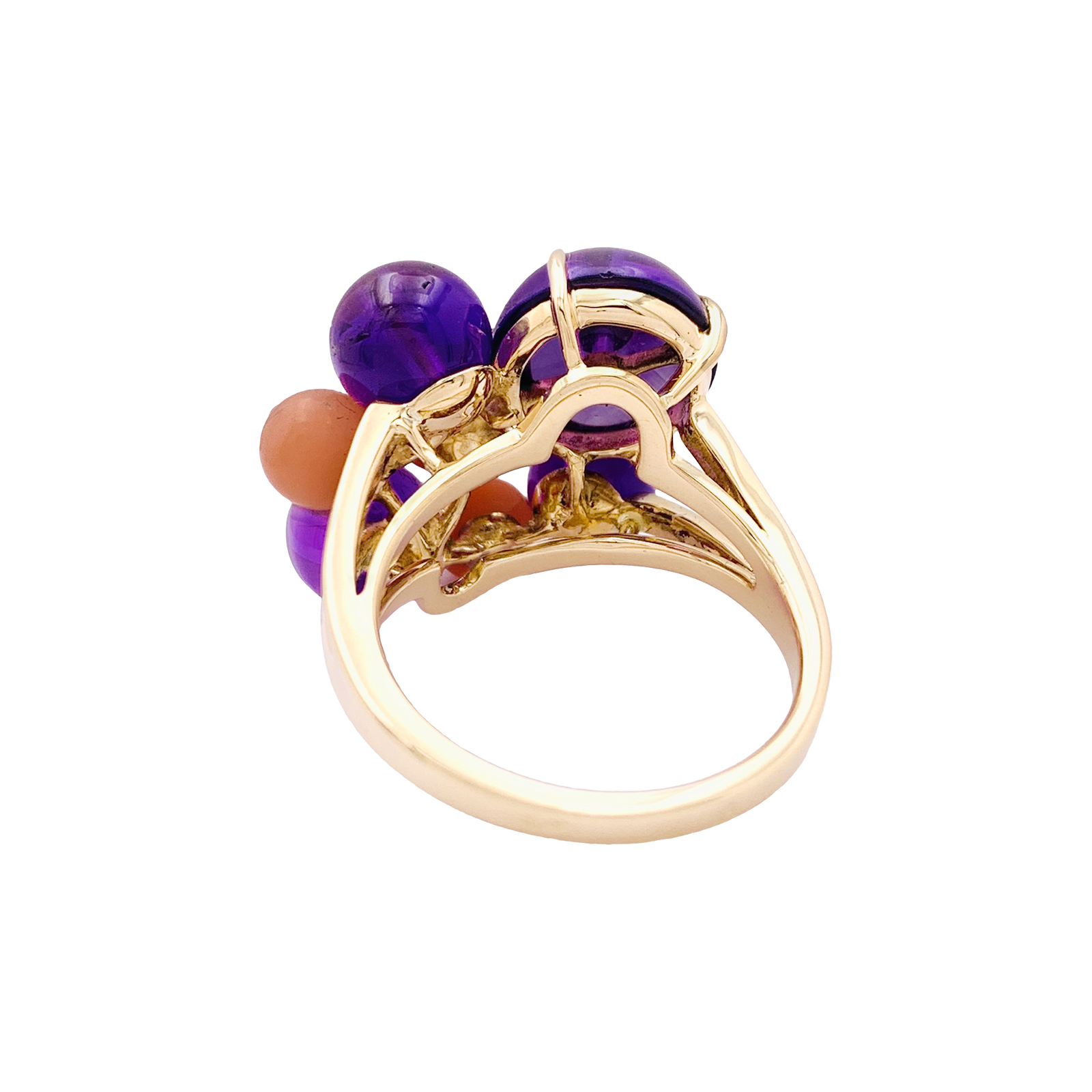 Bague Cartier, "Délices de Goa", or jaune, diamant, corail, améthystes.