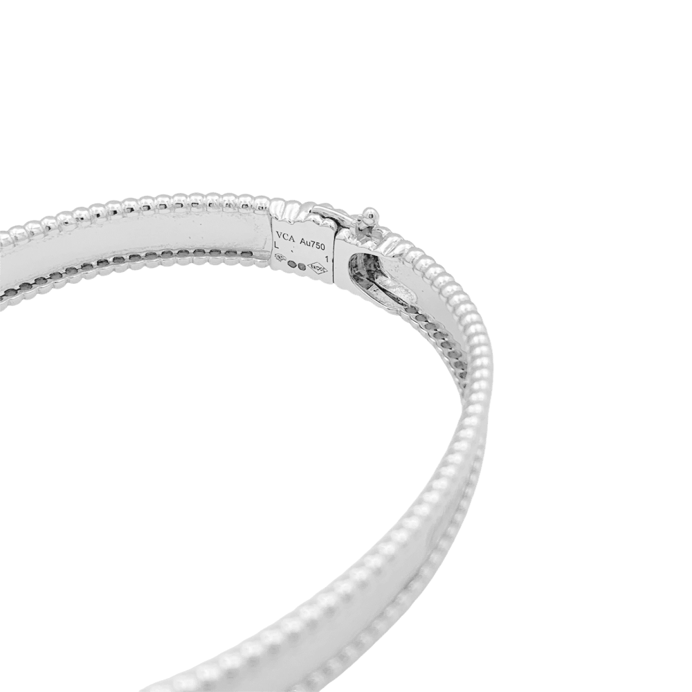 Bracelet Van Cleef & Arpels, "Perlée Signature", or blanc.