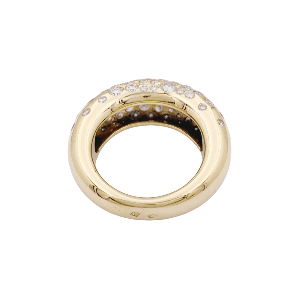Bague Chaumet, "Grains de Caviar", or jaune et diamants.