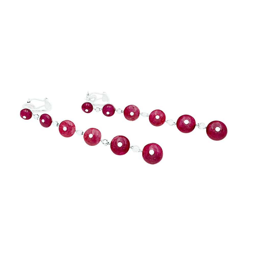 Boucles d'oreilles Repossi, or blanc, rubis et diamants.