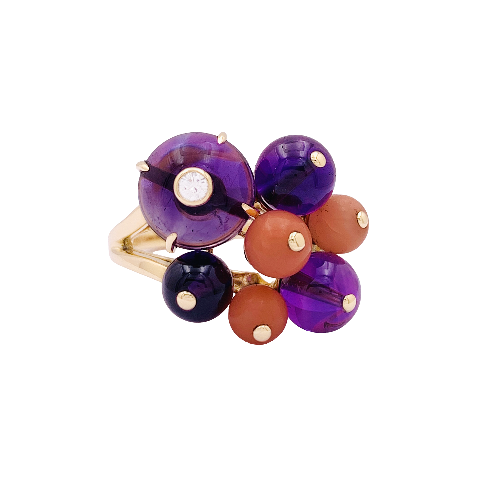 Bague Cartier, "Délices de Goa", or jaune, diamant, corail, améthystes.