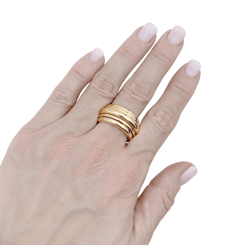 Bague Piaget, "Possession", or jaune.