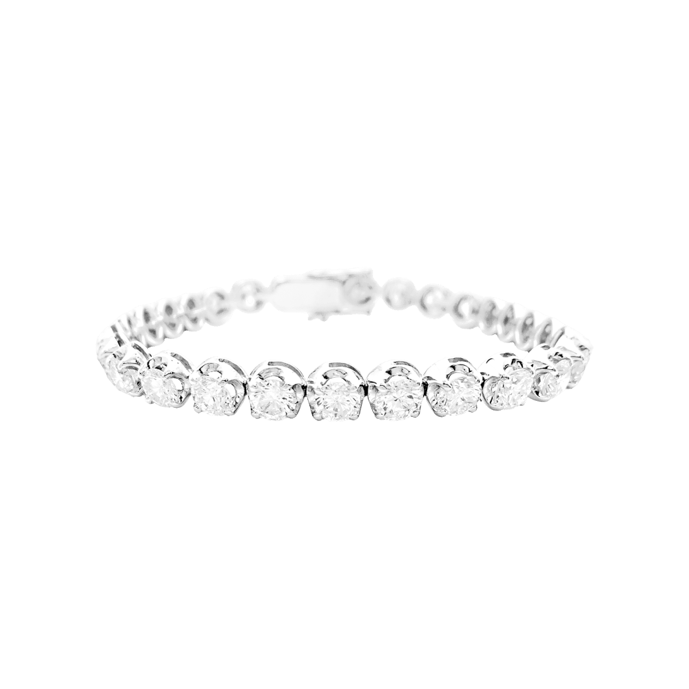 Bracelet ligne, or blanc et diamants.