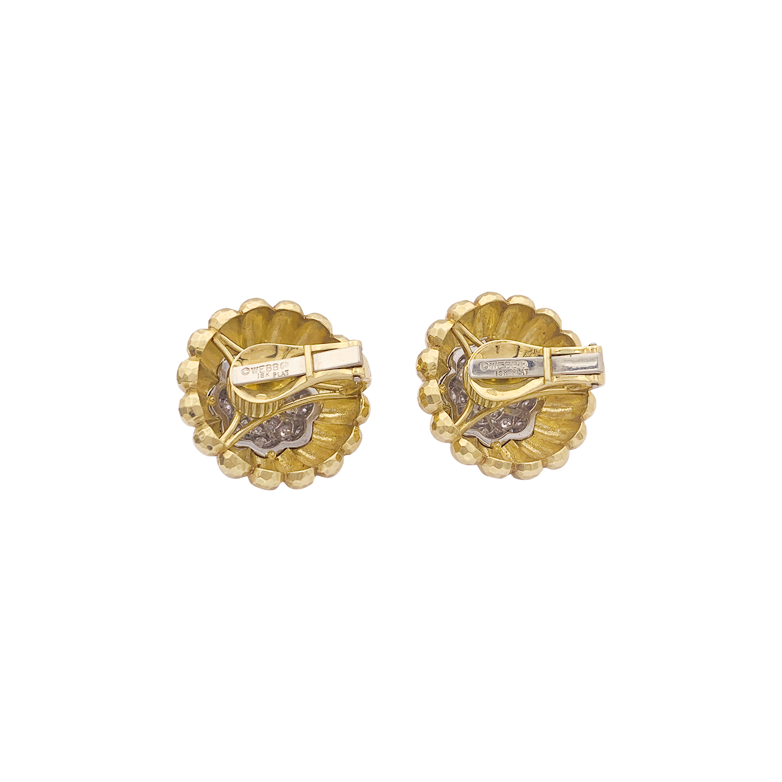 Clips d'oreilles David Webb, "Boutons", platine, or jaune, diamants.