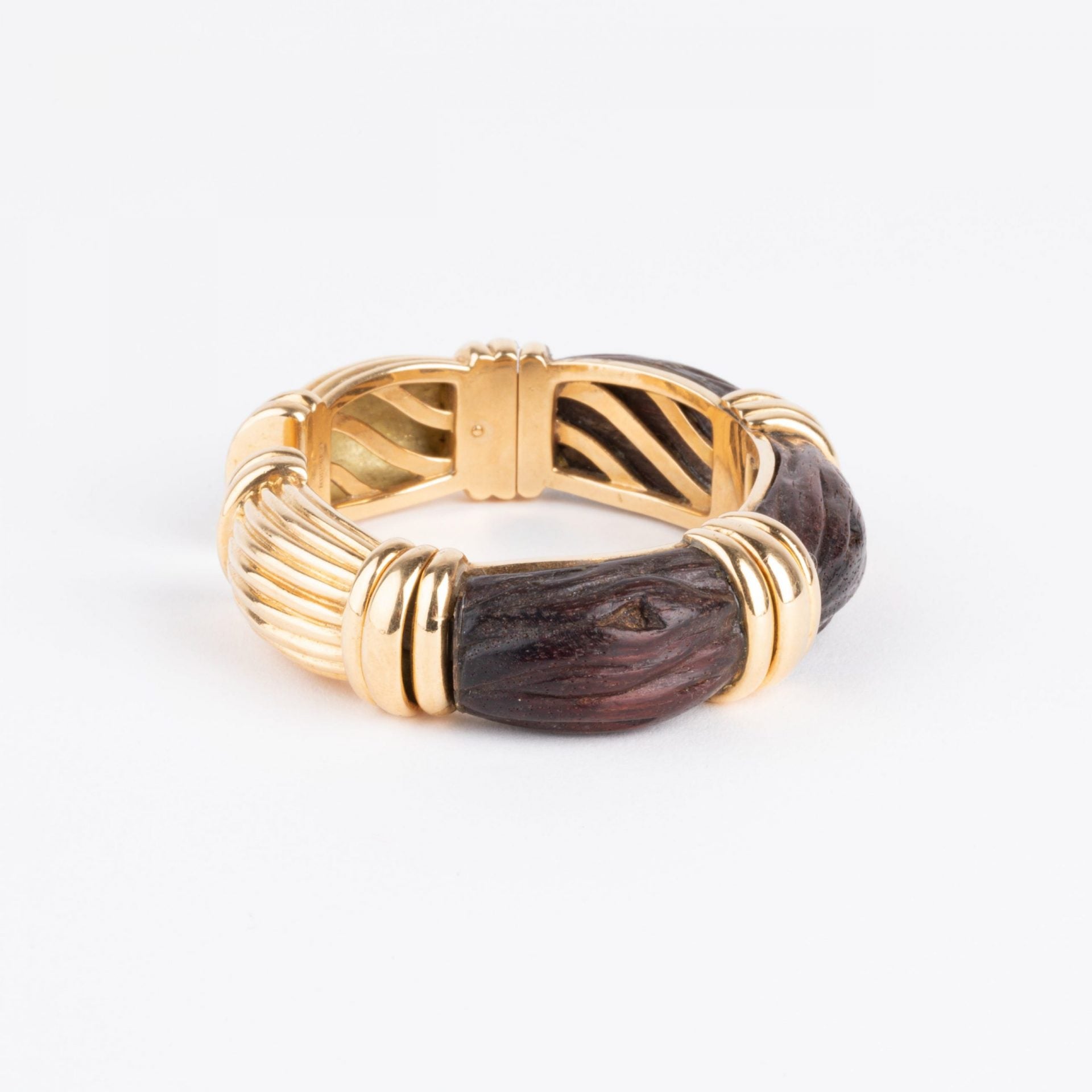 OJ Perrin bangle bracelet in yellow gold and amourette wood