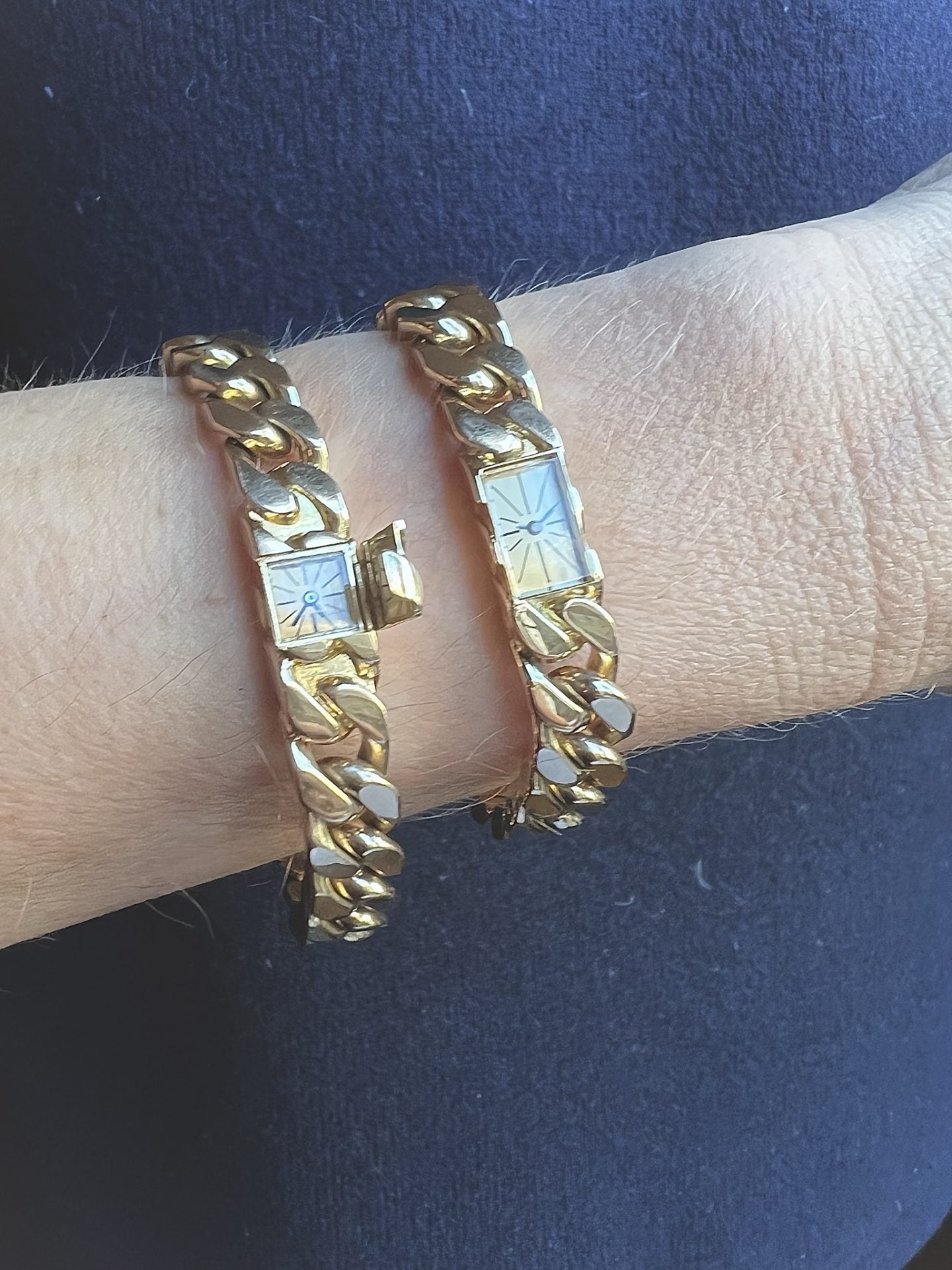Vacheron et Constantin, a secret watch in 18K yellow gold