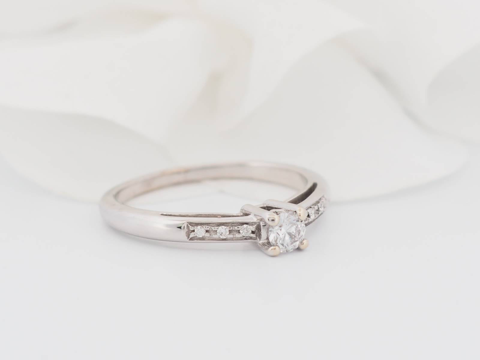 Bague solitaire Mauboussin Sel de ma vie en or blanc et diamant