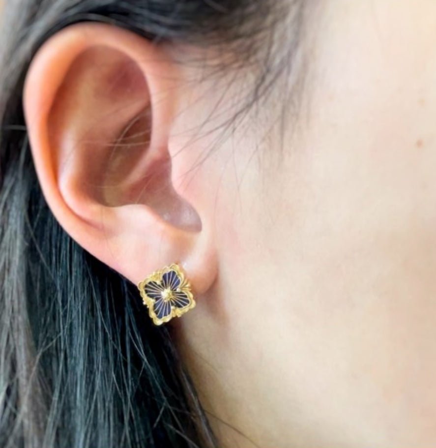 Buccellati boucles d'oreilles "Opéra Tulle" or jaune et émail bleu - Maison Eloe