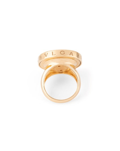 Bulgari, "Yin &amp; Yang" ring in 18K yellow gold and vintage mother-of-pearl