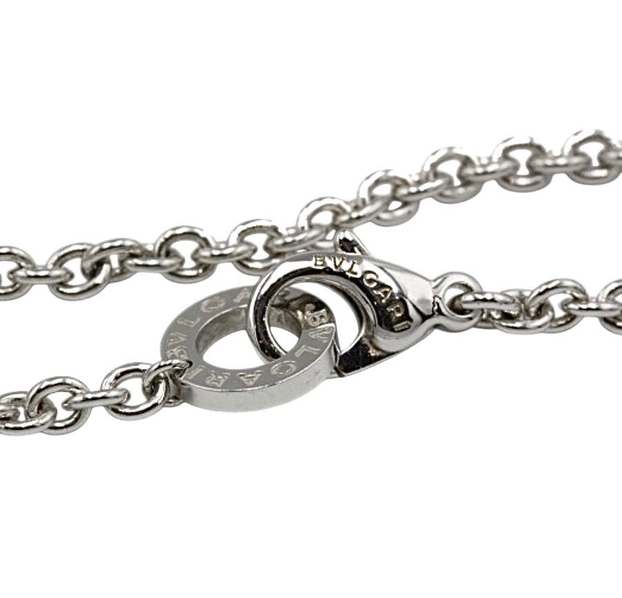 Bulgari collier pendentif "Bulgari Bulgari" en or blanc 18K - Maison Eloe