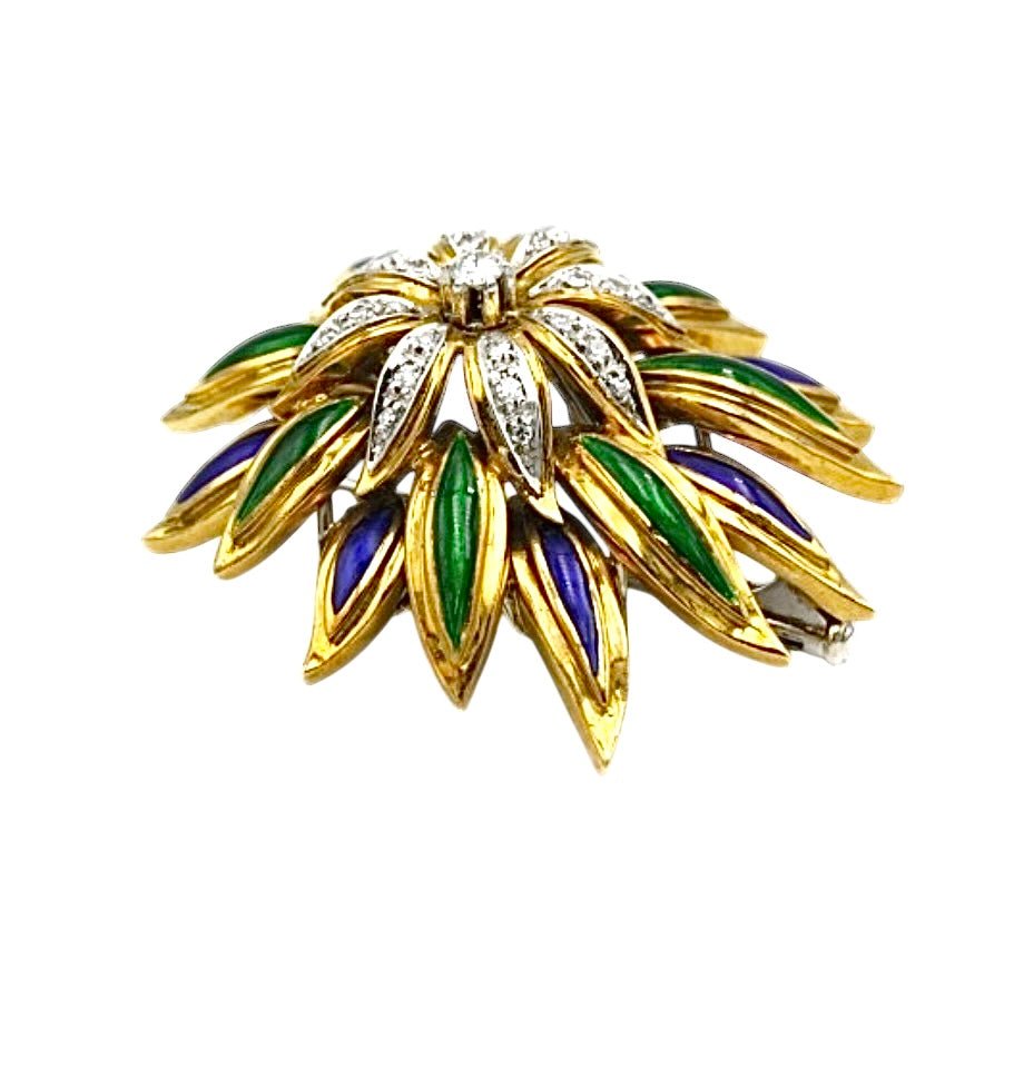 Cartier broche Fleur vintage en or jaune et blanc, émail et diamants - Maison Eloe