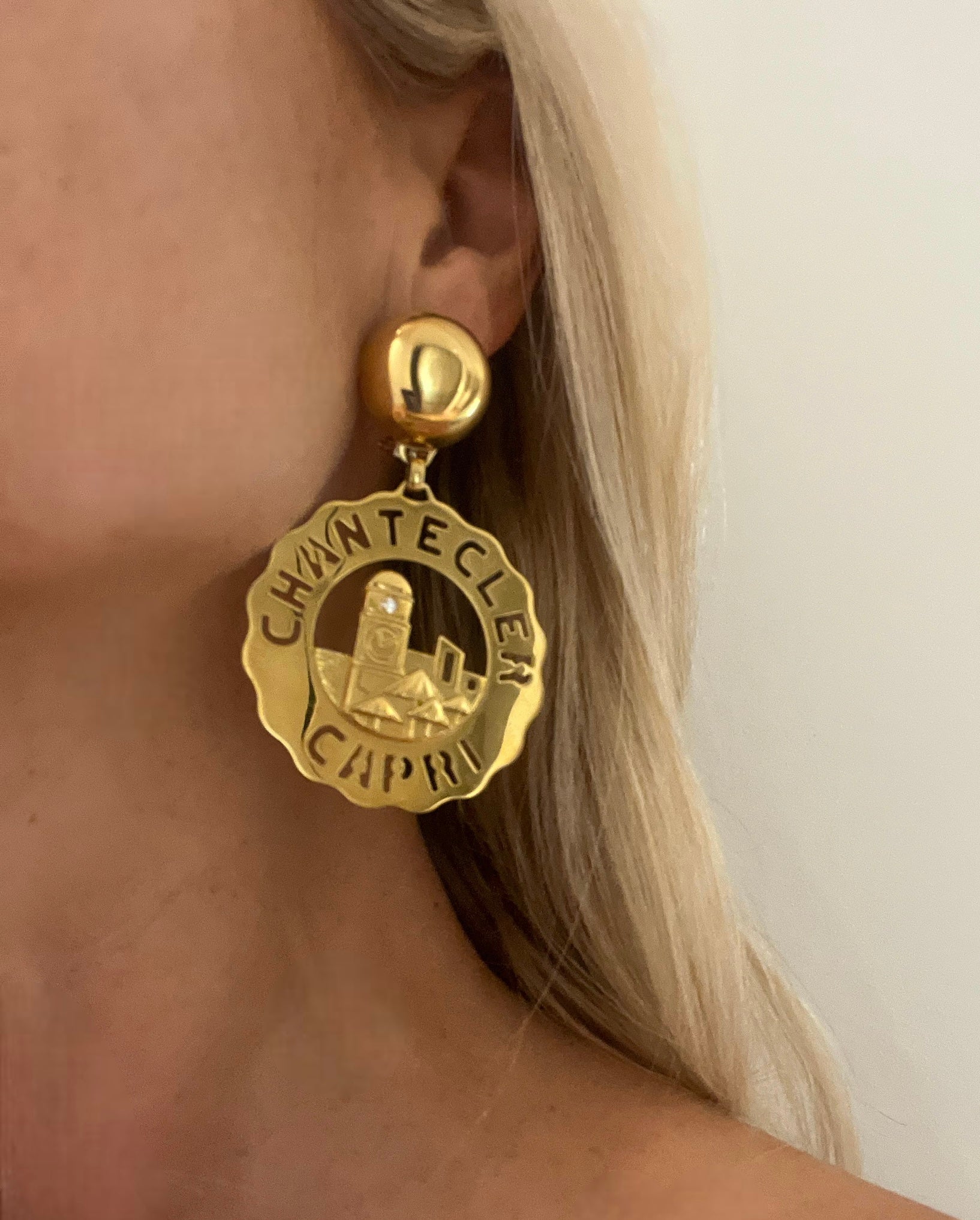 Chantecler, boucles d'oreilles en or jaune 18K