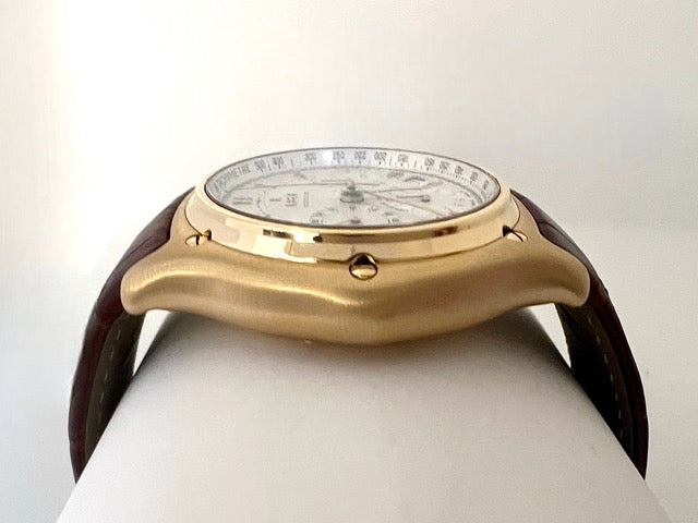 Ebel, Modulor Chronograph watch in gold on alligator