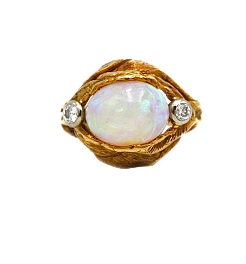 Gilbert Albert bague or jaune 18K, opale et diamants - Maison Eloe