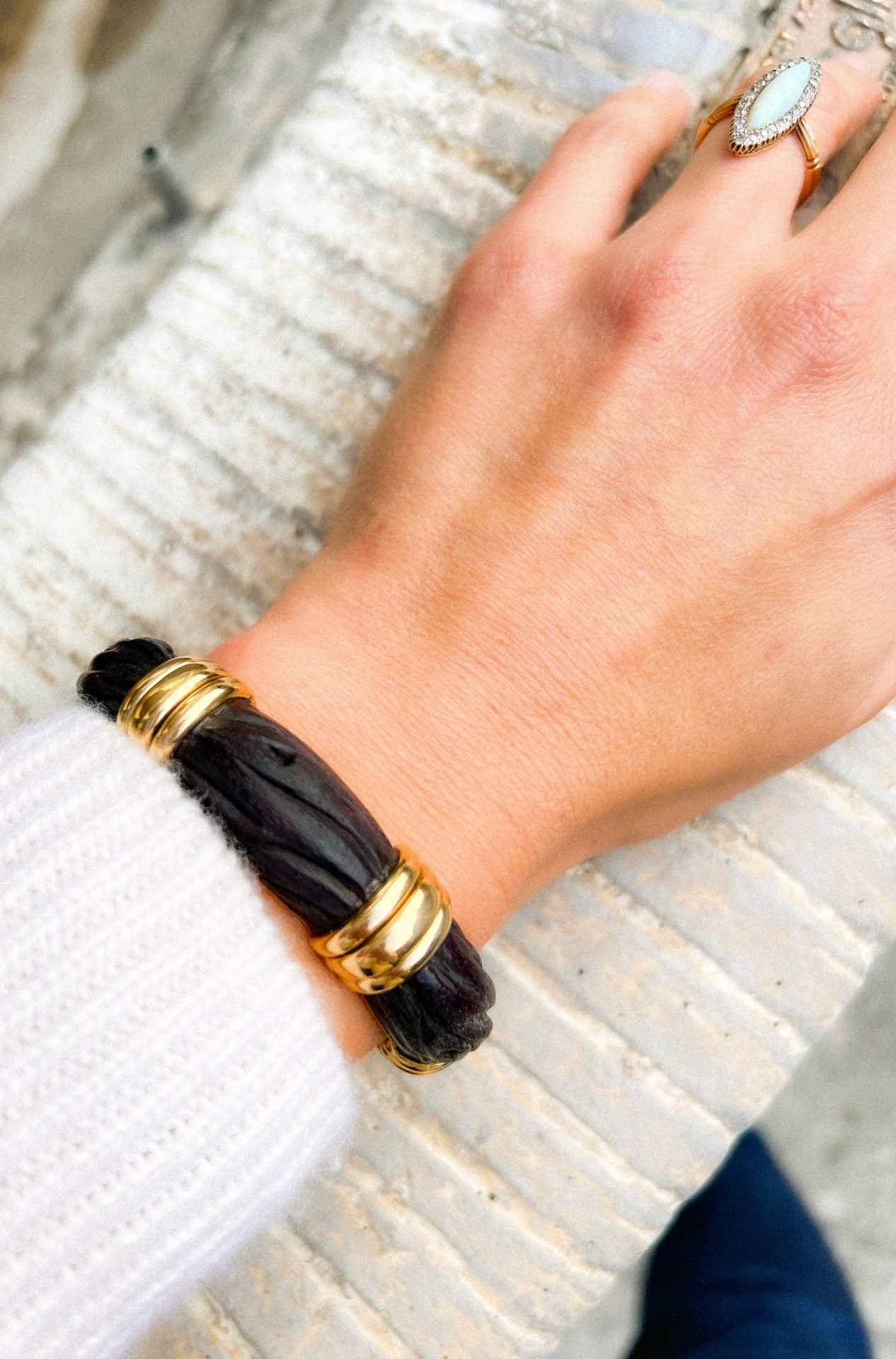 OJ Perrin bangle bracelet in yellow gold and amourette wood