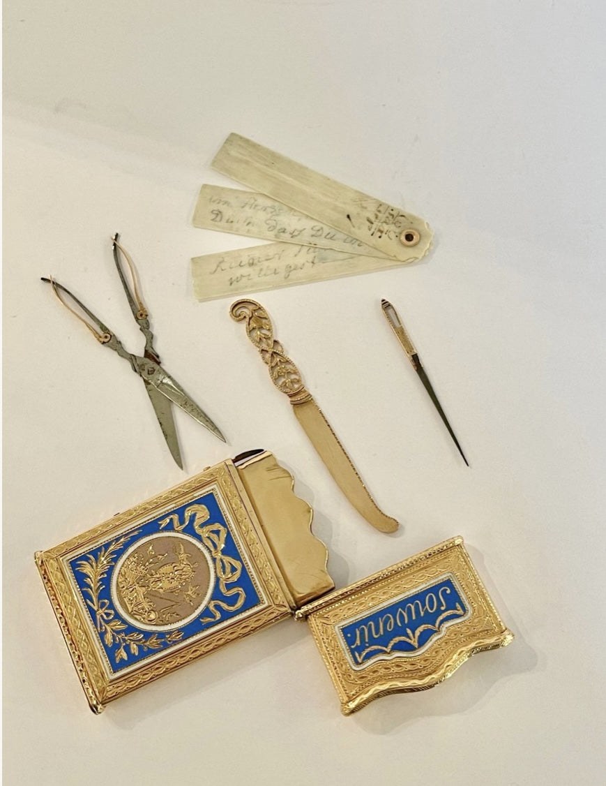 18th century 18K gold and enamel secret kit