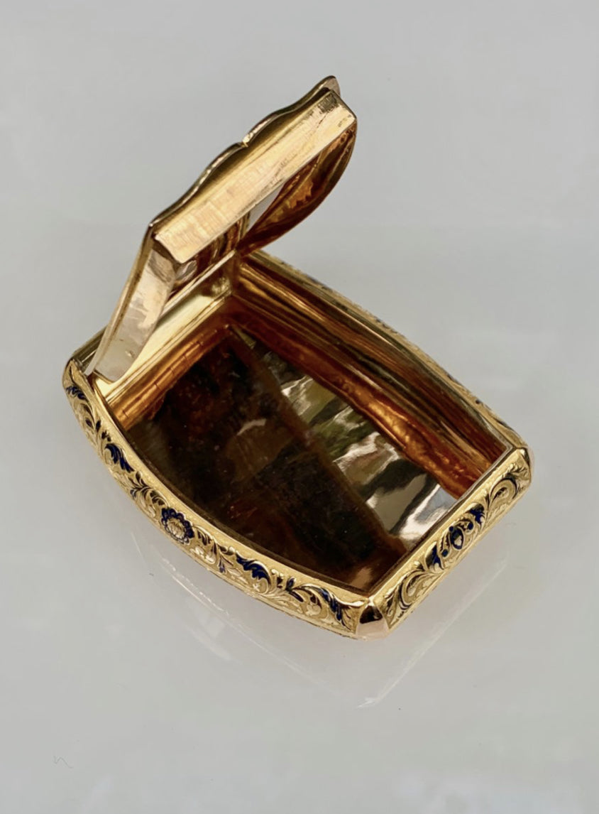 Empire period gold and enamel snuffbox