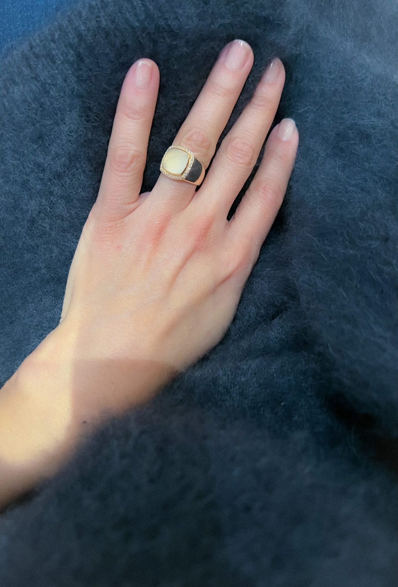 Ring from the house of Fred, sugar loaf model