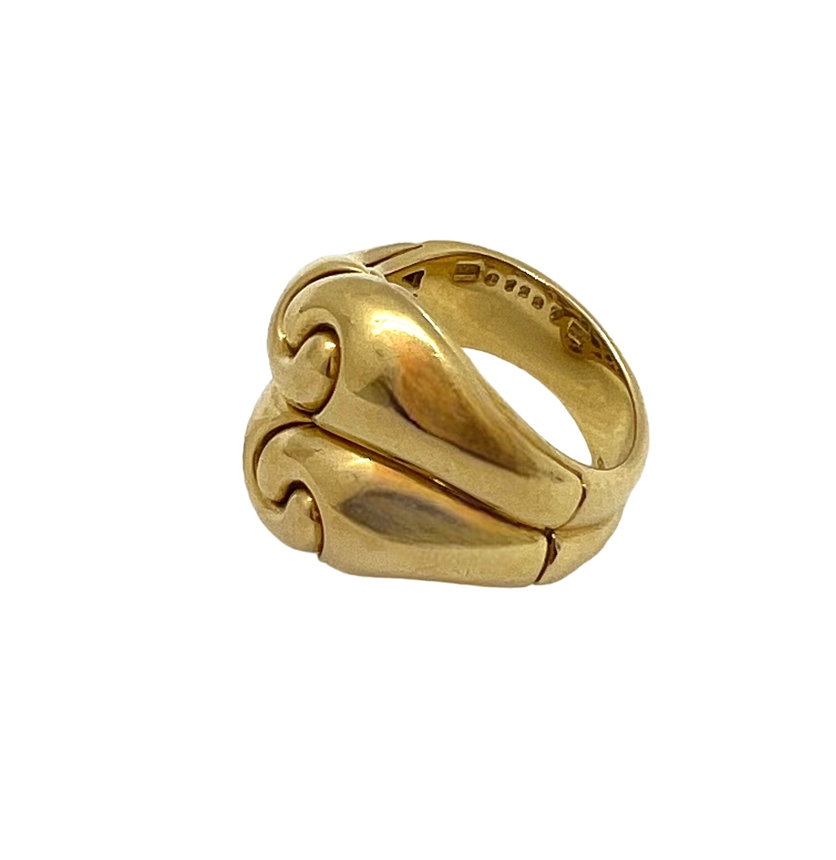 Marina B ring in 18K yellow gold