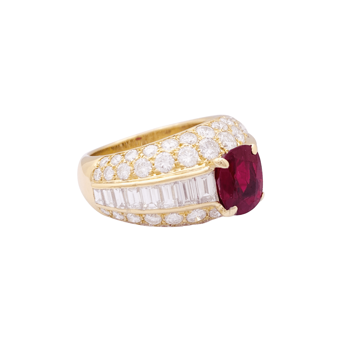 Bague Cartier "Gina" or jaune, diamants, rubis. - Maison Eloe