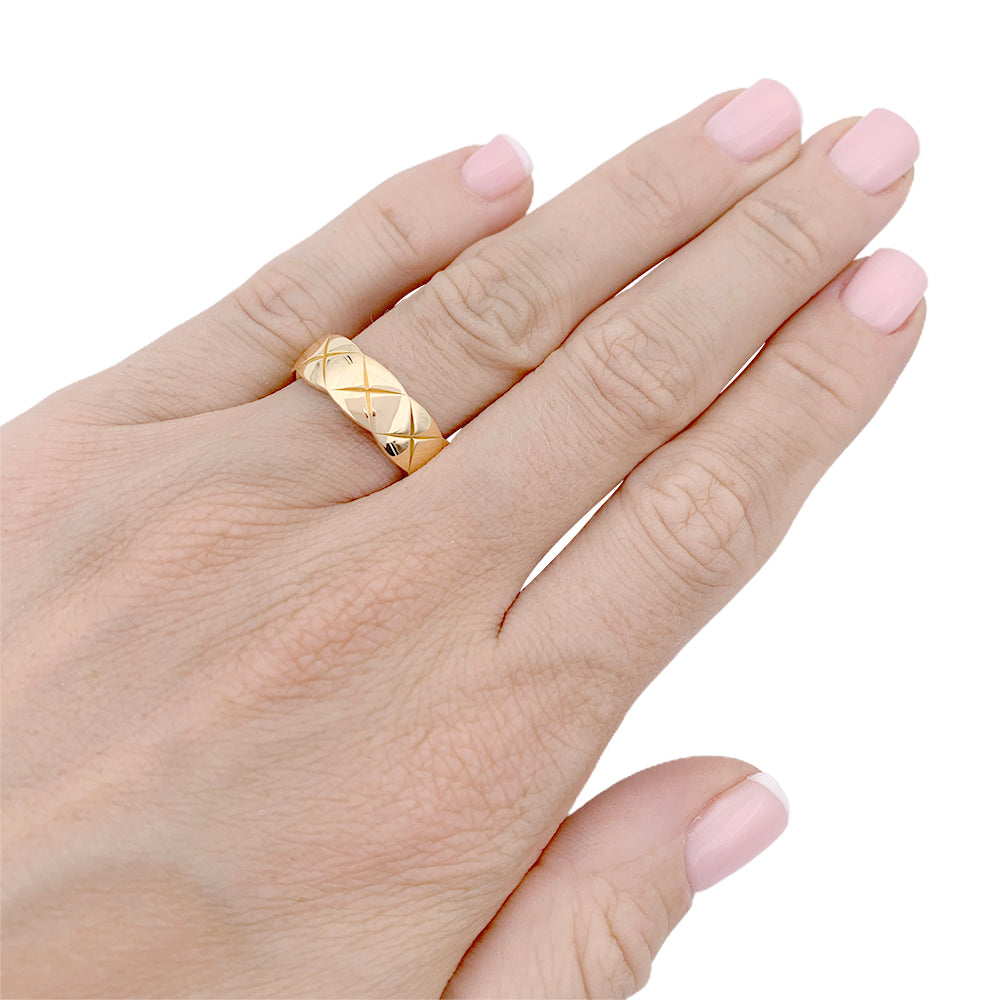 Chanel ring, "Coco Crush", yellow gold.
