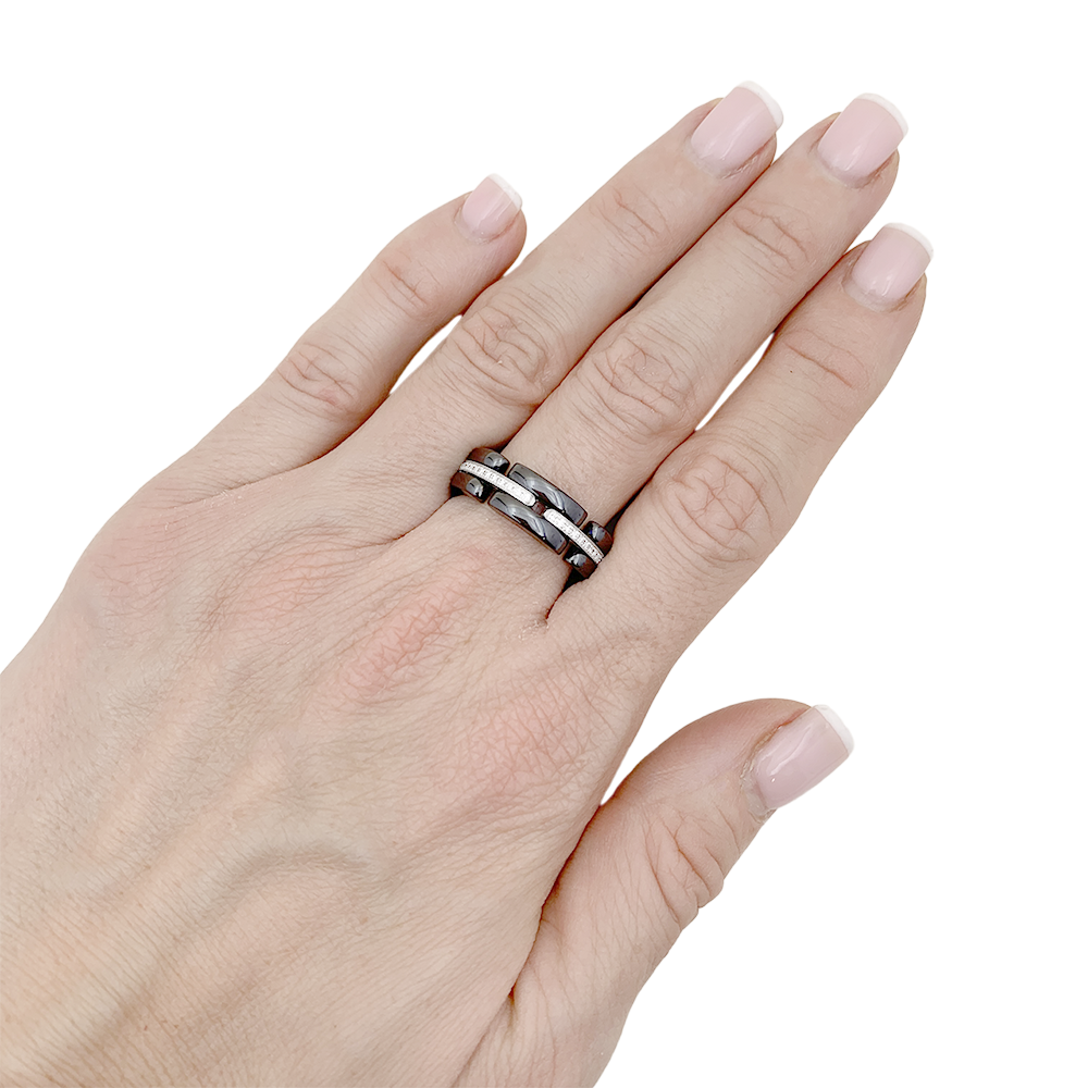 Chanel ring, "Ultra", ceramic, white gold and diamonds.