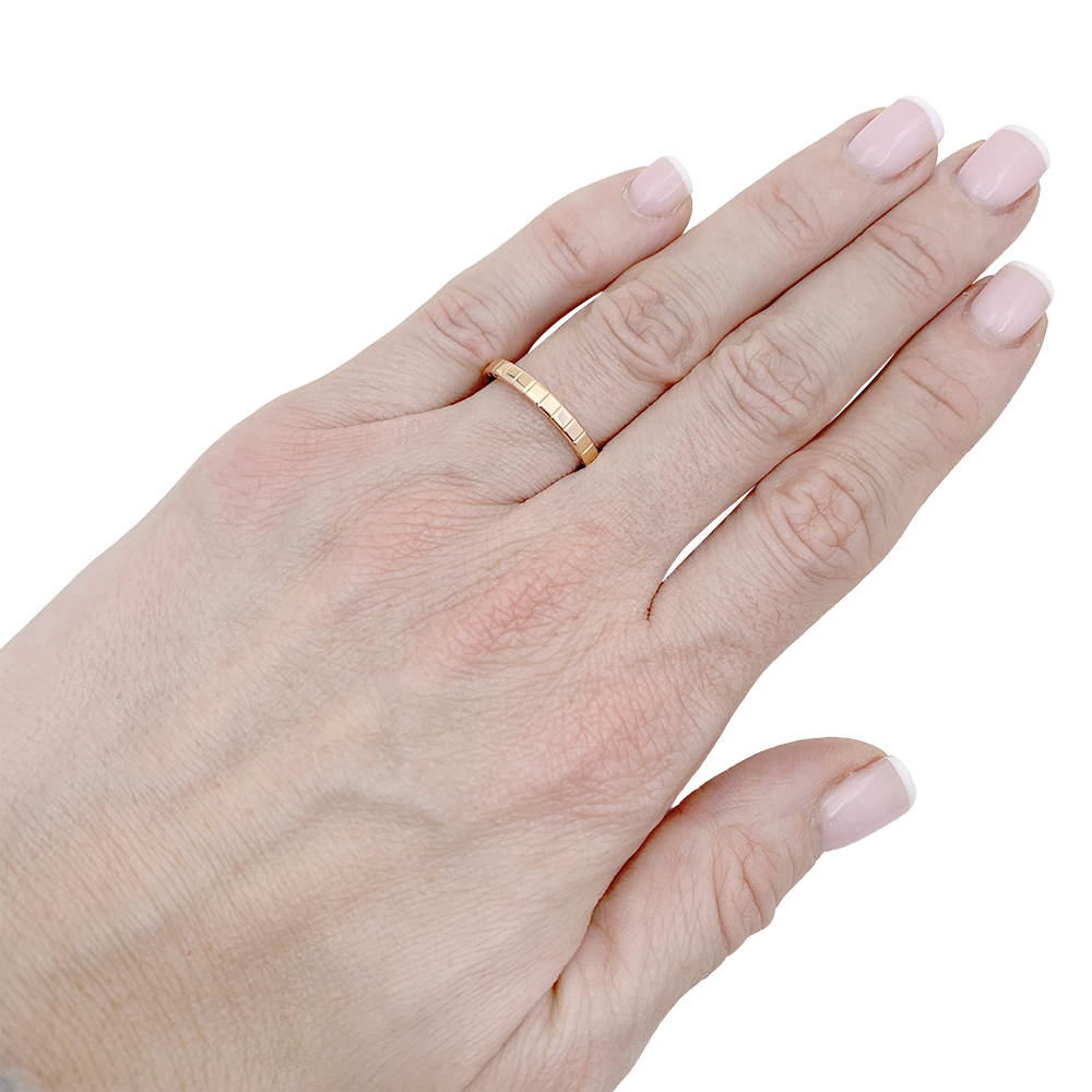 Chopard “Ice Cube” ring in pink gold.