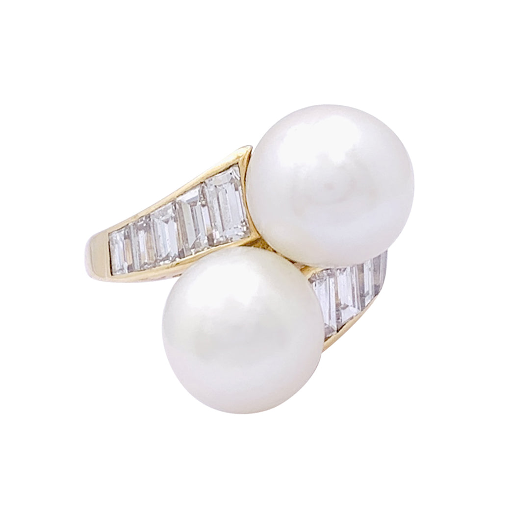 Mauboussin vintage pearl ring, yellow gold, diamonds.