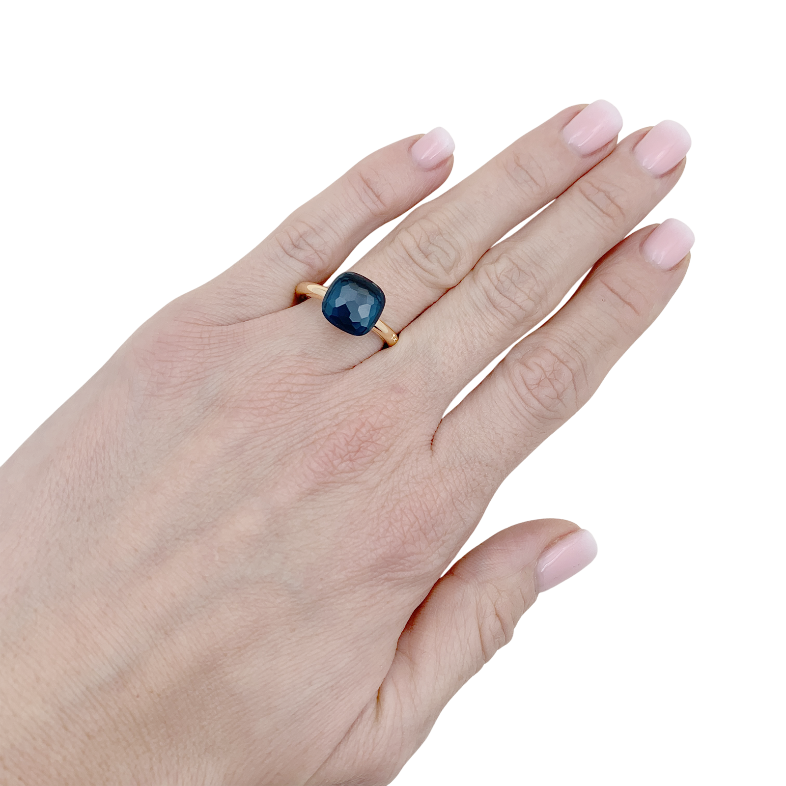 Pomellato ring, “Nudo Classic”, white gold, pink gold, London blue topaz.