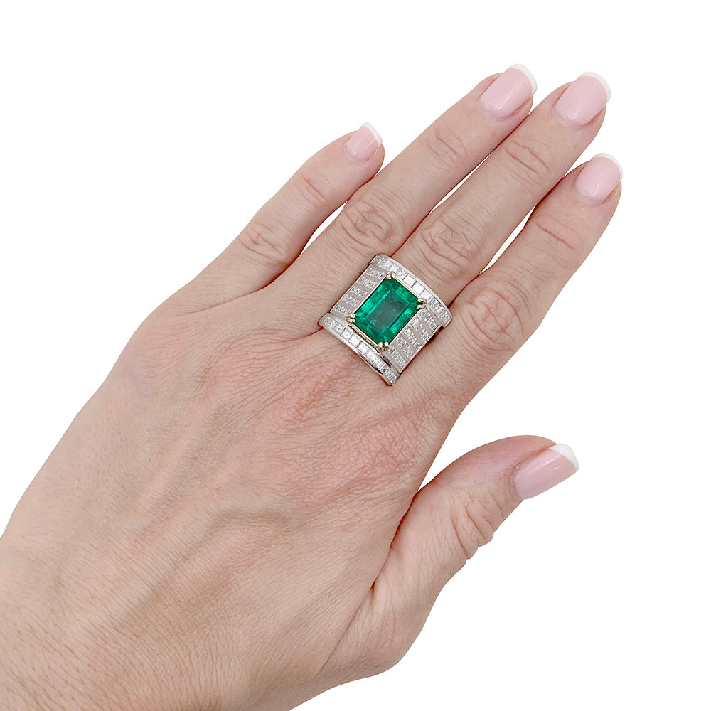 Important Repossi ring in two golds, emerald, diamonds.