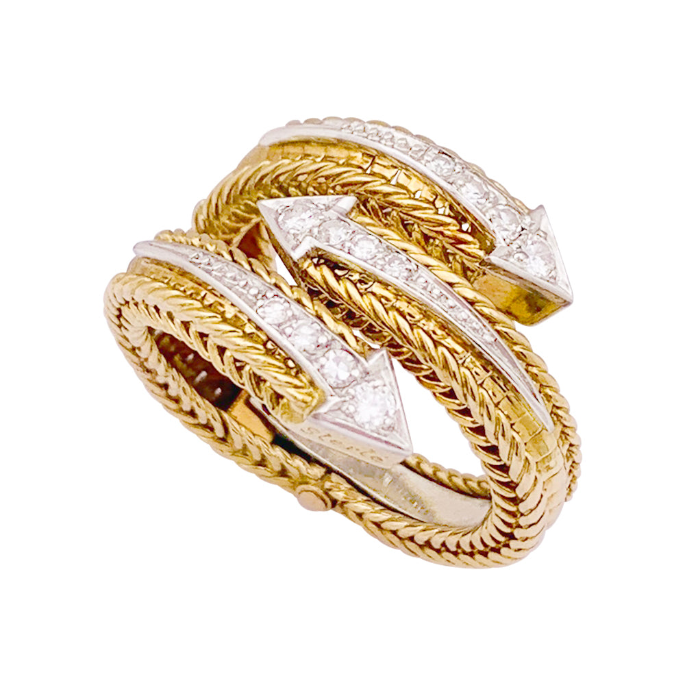 Sterlé ring in yellow gold, platinum, diamonds.