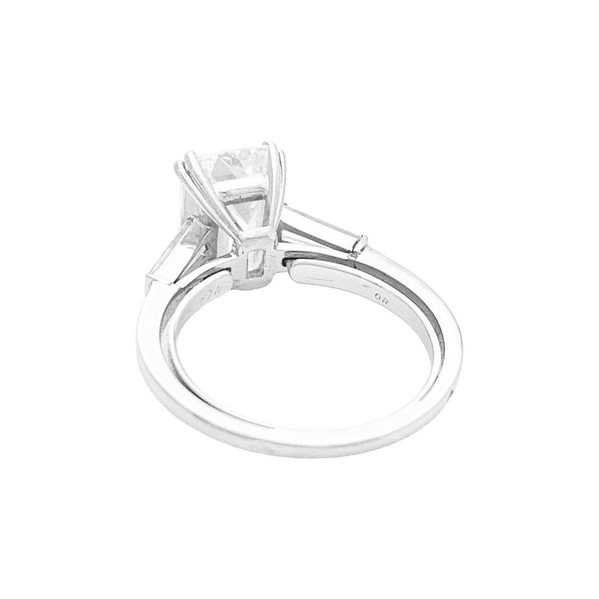 Bague solitaire Van Cleef & Arpels, diamant taille émeraude 4,01 cts. - Maison Eloe