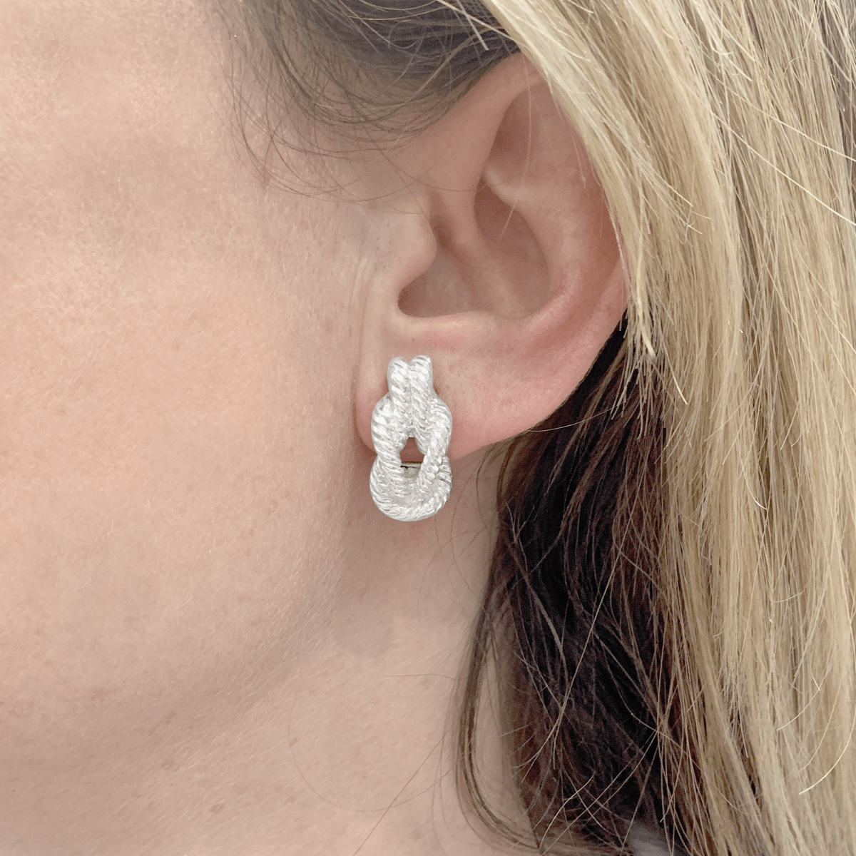 Boucles d'oreilles HERMÈS, "Audierne" en argent. - Maison Eloe