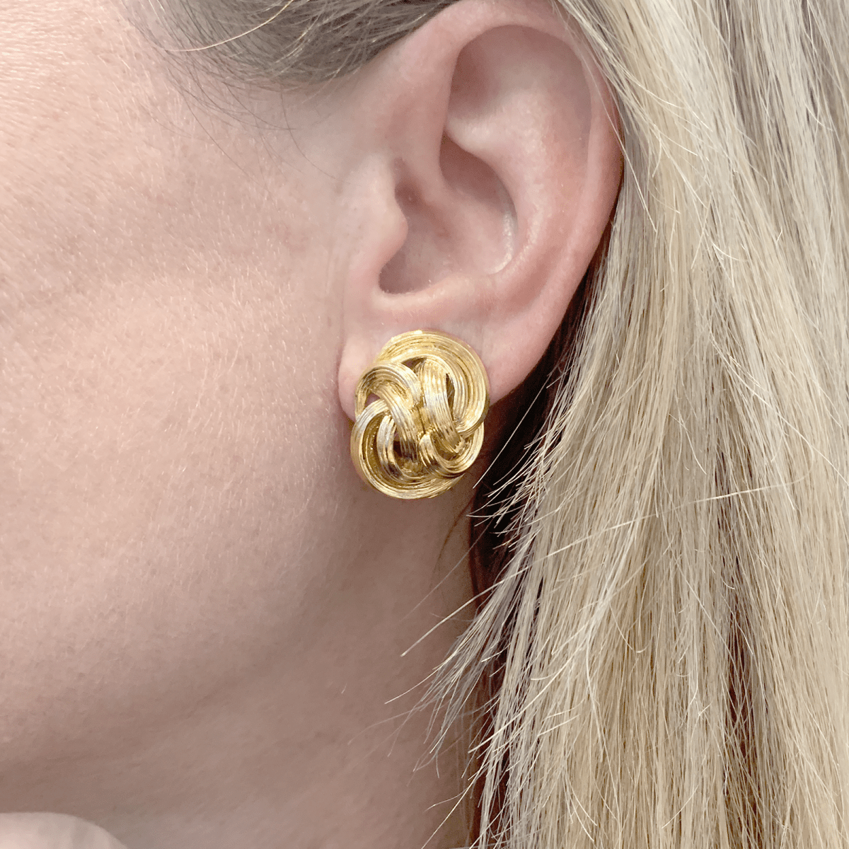 Boucles d'oreilles TIFFANY & CO, or jaune. - Maison Eloe