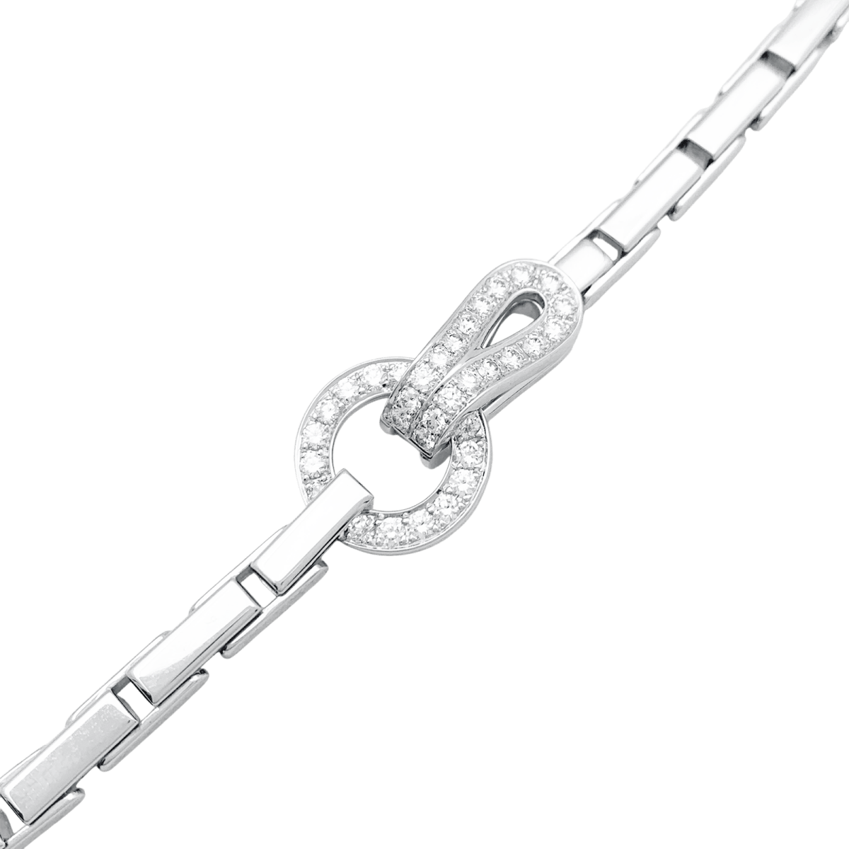 Collier Cartier "Agrafe" en or blanc et diamants. - Maison Eloe