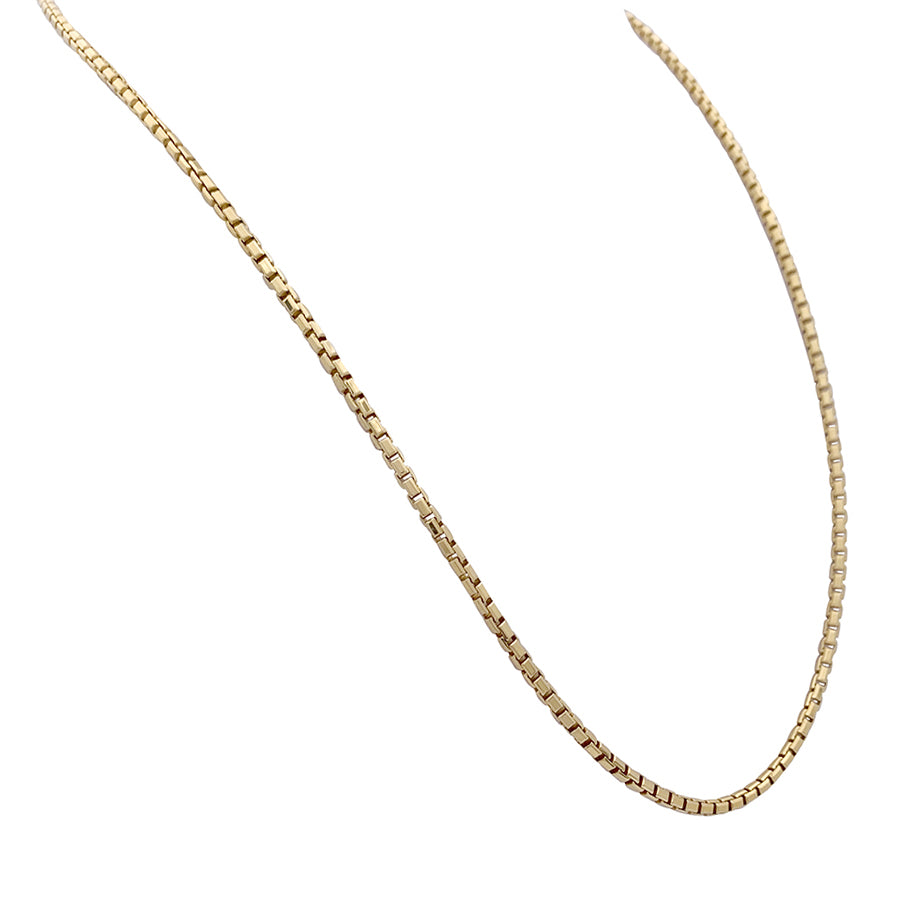 Cartier yellow gold necklace.